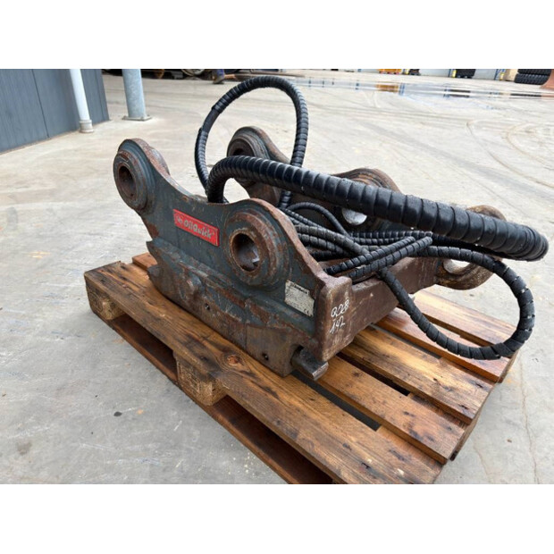 2011 OilQuick OQ70/55-44576183