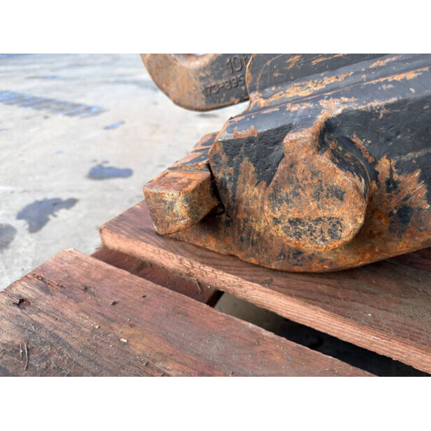 2018 فيراكتيرت CW20S-30S-40S-44576374