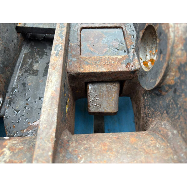 2011 فيراكتيرت SW2007/08-44576512