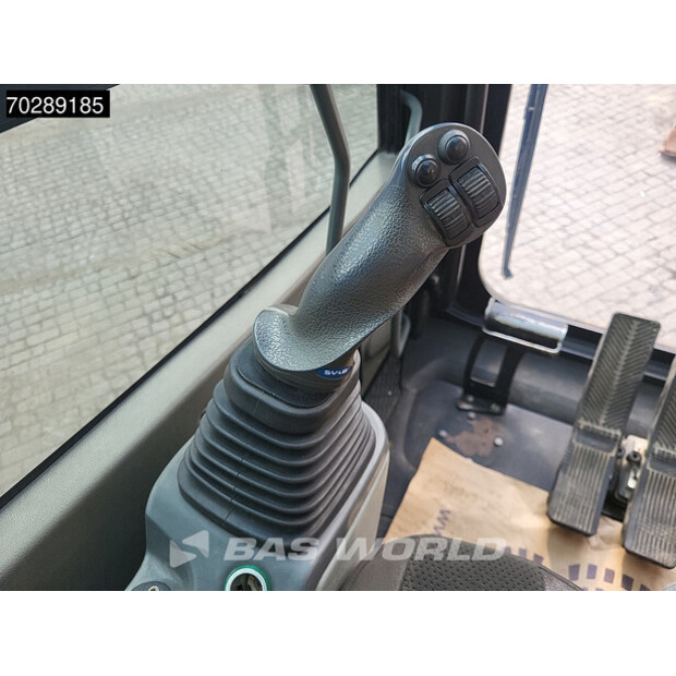 2015 Liebherr R936LC-44591030