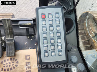 2015-liebherr-r936lc-1295668-44591036