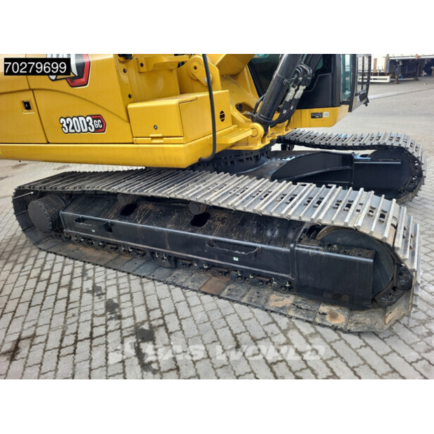 2025 كاتربيلر 320D3 GC-44591061