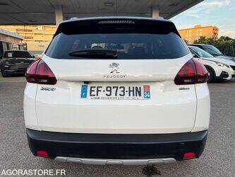 2016-peugeot-2008-1398945-44605537