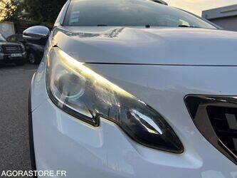 2016-peugeot-2008-1398945-44605540