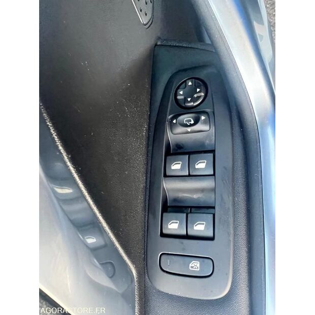 2016 Peugeot 2008-44605555