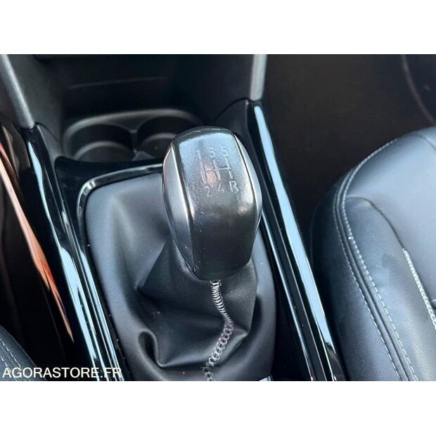 2016 Peugeot 2008-44605560