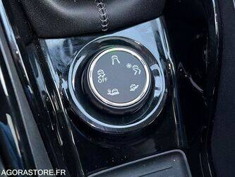 2016-peugeot-2008-1398945-44605561