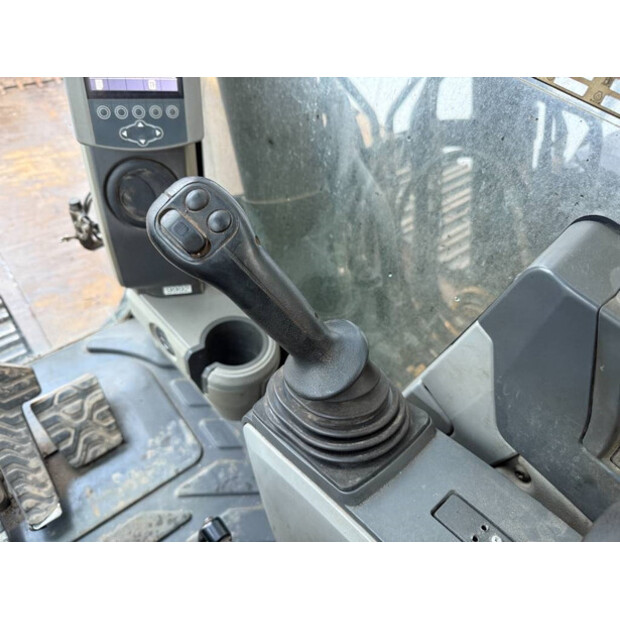 2014 كاتربيلر 329E-44605801