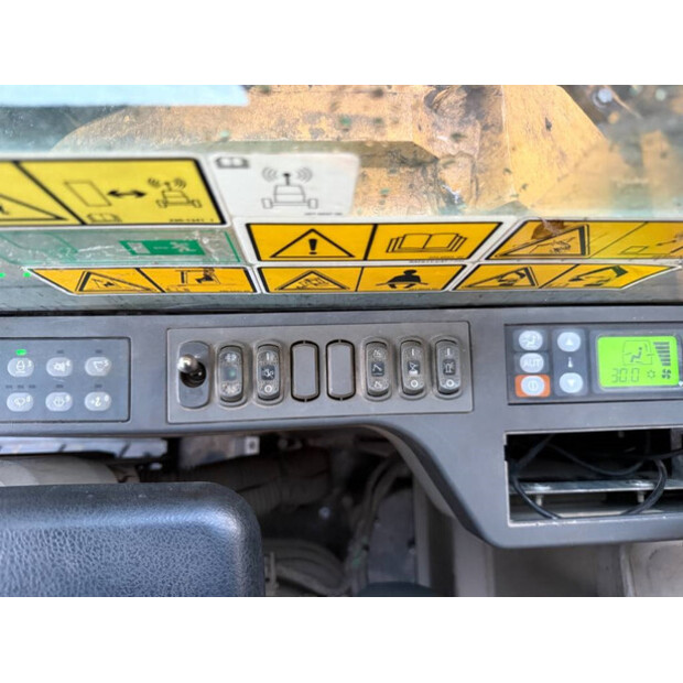 2014 كاتربيلر 329E-44605803