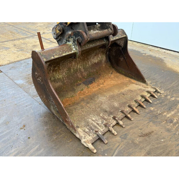 2014 كاتربيلر 329E-44605811