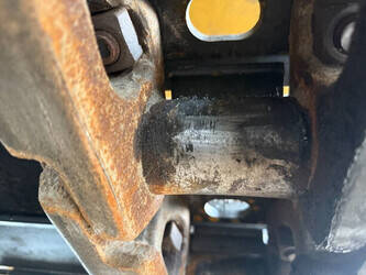 2014-caterpillar-329e-1398964-44605816