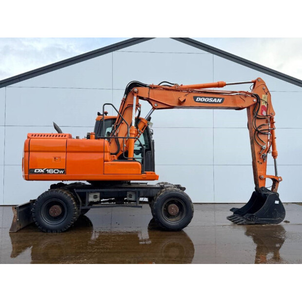 2013 دووسان DX160W-3-44605855