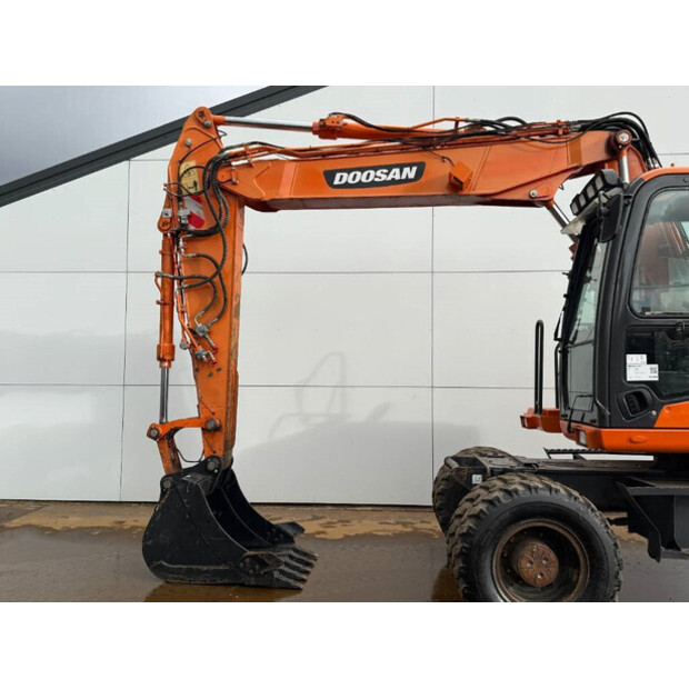 2013 دووسان DX160W-3-44605865