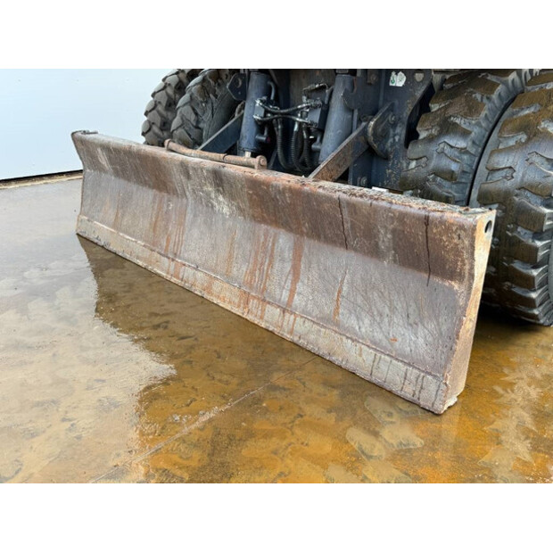 2013 دووسان DX160W-3-44605874