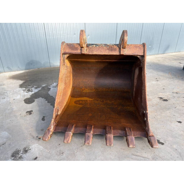 2018 فيراكتيرت CW40S-44619494