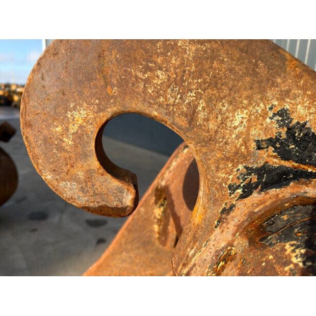 2018 فيراكتيرت CW40S-44619503