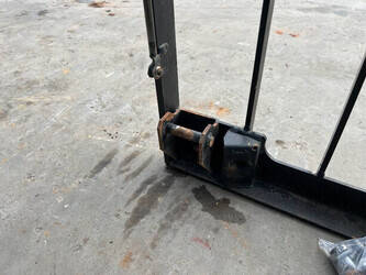 caterpillar-320f-1399012-44619596