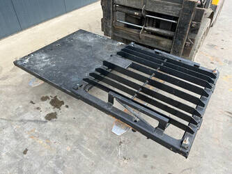 caterpillar-320f-1399012-44619601