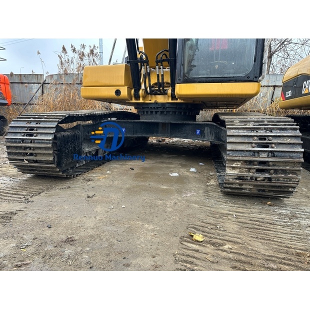 2023 Caterpillar 320-44621068