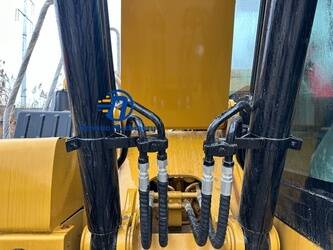 2023-caterpillar-320-1399076-44621069