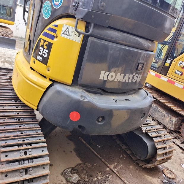 2024 Komatsu PC35-44621116