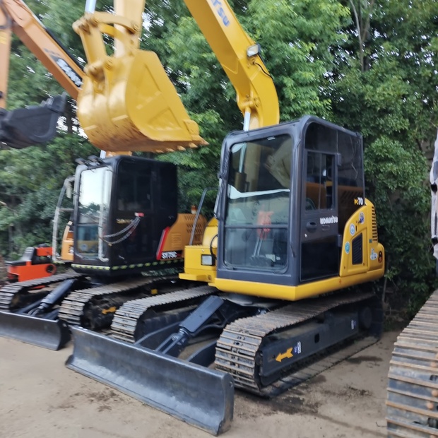 2024 Komatsu PC70-44621123