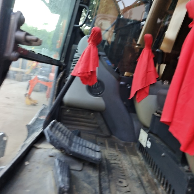 2024 Komatsu PC70-44621131