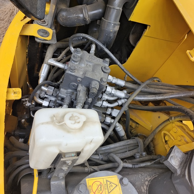 2024 Komatsu PC78US-44621182