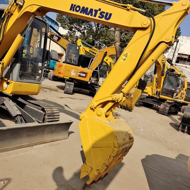 2023 Komatsu PC78US-44621218