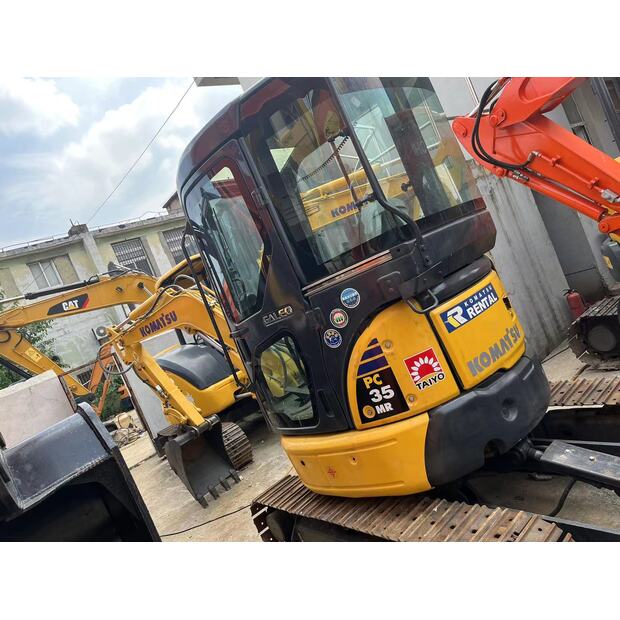 2023 Komatsu PC35-44621225