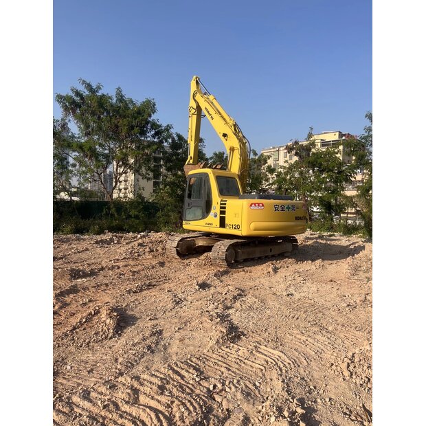 2023 Komatsu PC120-44621320