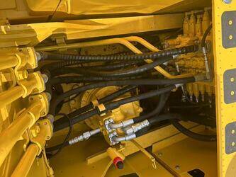 2024-komatsu-pc220-8-1399092-44621397