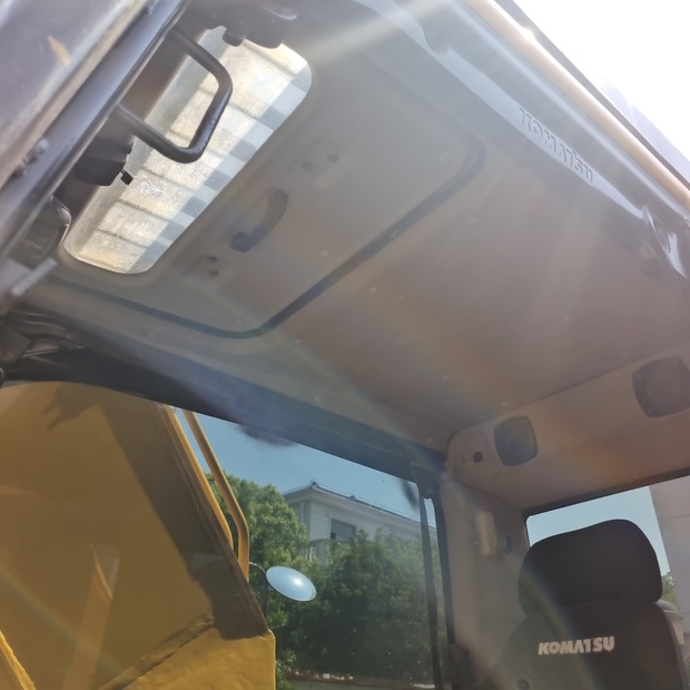 2024 Komatsu PC240LC-8-44621504