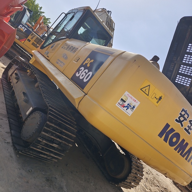 2024 Komatsu PC360-7-44621660
