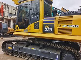 2023-komatsu-pc220-8-1399107-44621764