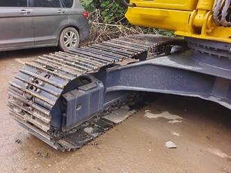 2023-komatsu-pc220-8-1399107-44621765