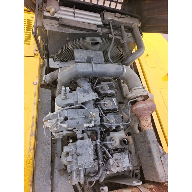 2023 Komatsu PC400-7-44621891