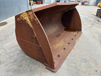 2017-caterpillar-950k-1399113-44622127