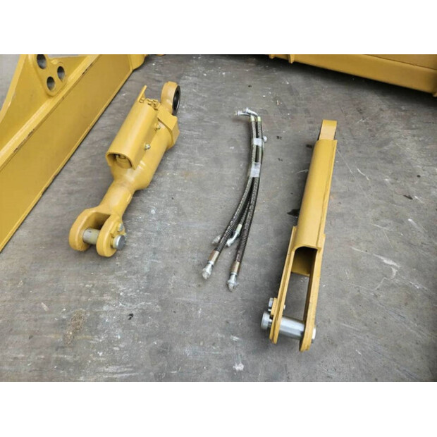 2025 Caterpillar D8N-44622636