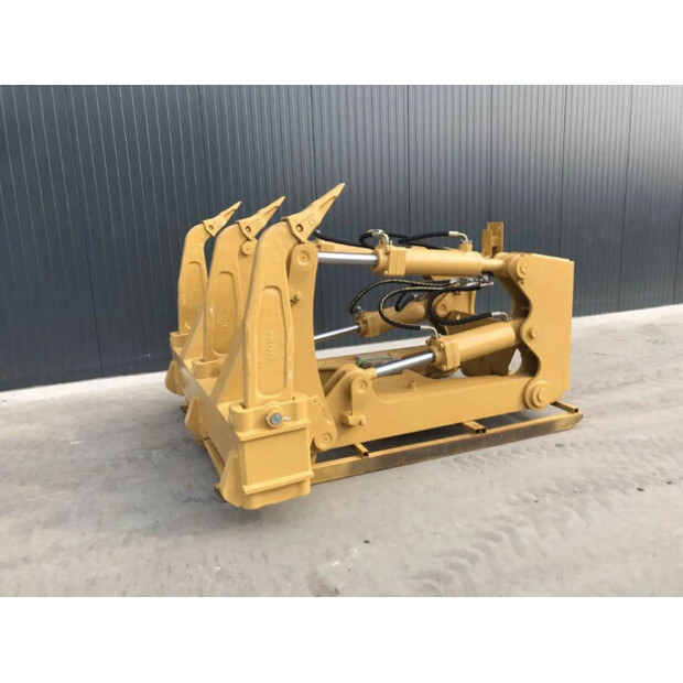 2025 Caterpillar D7-44624409