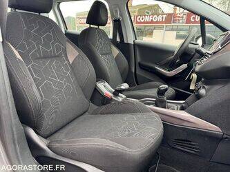 2013-peugeot-2008-44637636