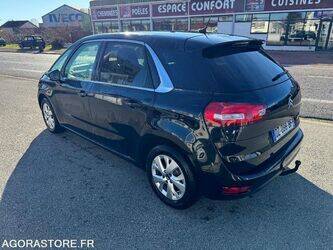 2016-citroen-c4-1399477-44637677