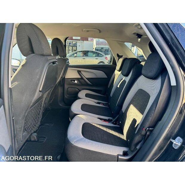 2016 سيتروين C4-44637684