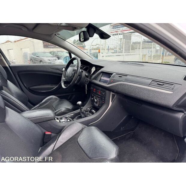 2016 سيتروين C4-44637686