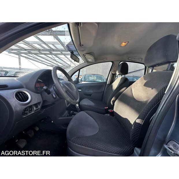 2009 سيتروين C3-44637770