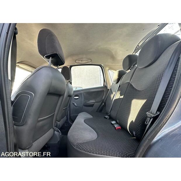 2009 سيتروين C3-44637771