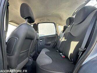 2009-citroen-c3-1399482-44637771