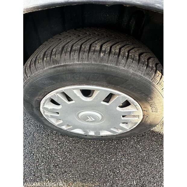 2006 سيتروين C3-44637798