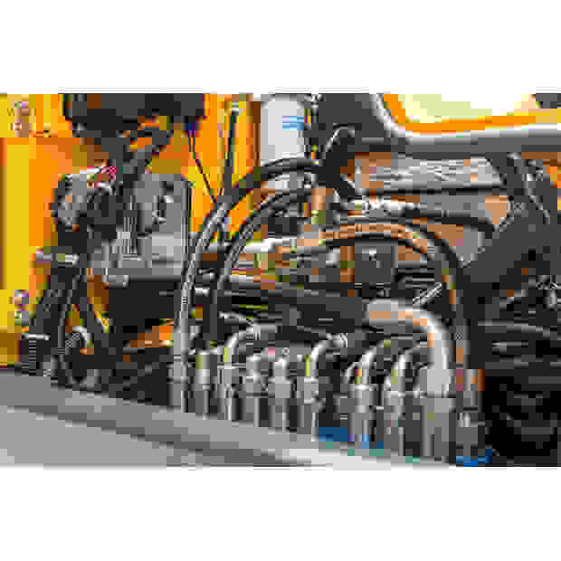 2025 Hyundai R80WH-44637887