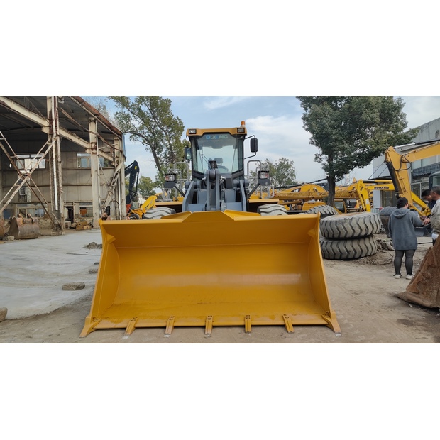 2024 اكس سي ام جي ZL50GN-44637942